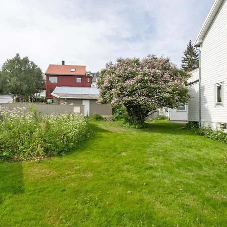 Daire 2-bedroom With Private Entrance Near Centre